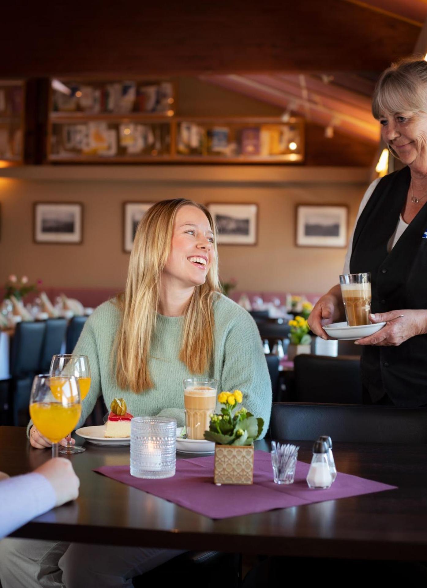 Milepelen Hotel & Vertshus Sand  Zewnętrze zdjęcie